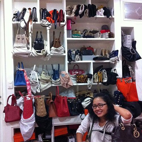สวยรวยโคตร"อั้ม"ถอยกระเป๋าใบละ4ล้าน
