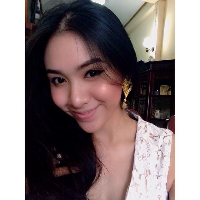 annita ดาราสาวลาว ตัวเล็กน่ารัก ดังมากๆในลาว