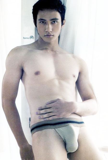 หล่อกระชากไส้