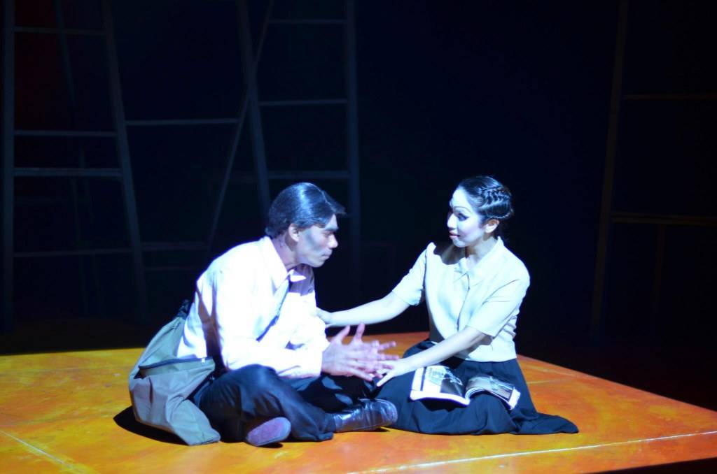 รวมรูปภาพละครเวทีจากคณะละคร BU Theatre Company นิเทศศาสตร์ ศิลปะการแสดง มหาวิทยาลัยกรุงเทพ < 2 >