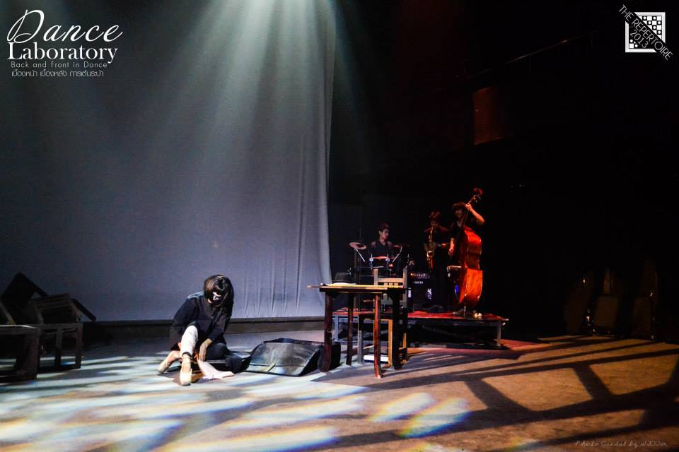 Front and Back in Dance   BY : BU Theatre Company นิเทศศาสตร์ ศิลปะการแสดง มหาวิทยาลัยกรุงเทพ