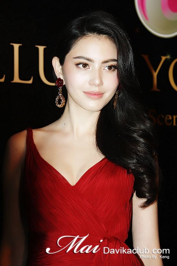 ใหม่ ดาวิกา สวยเน๊าะ