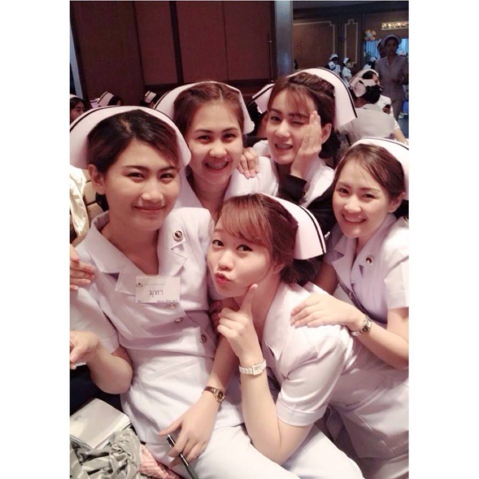 สุดยอด!!นางพยาบาลไทยน่ารักๆ ป่วยยังไงก็ไม่หาย 55