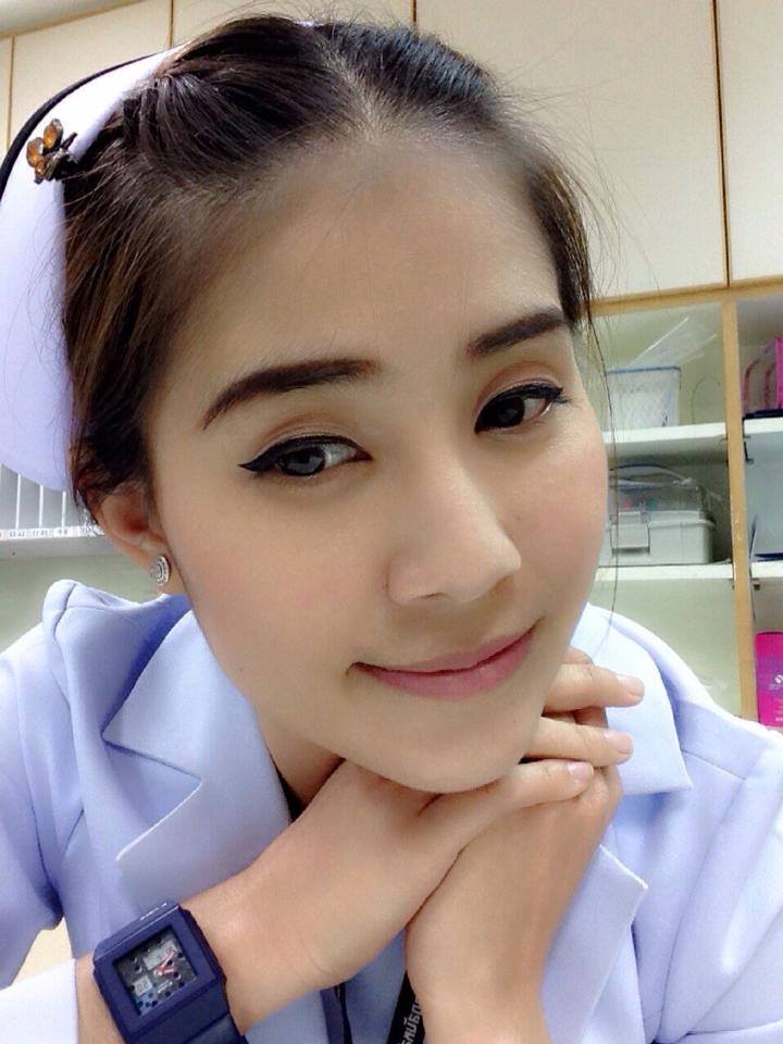 สุดยอด!!นางพยาบาลไทยน่ารักๆ ป่วยยังไงก็ไม่หาย 55