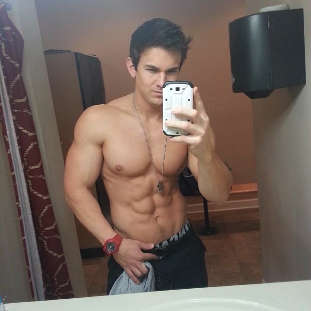 Muscle men From IG 82