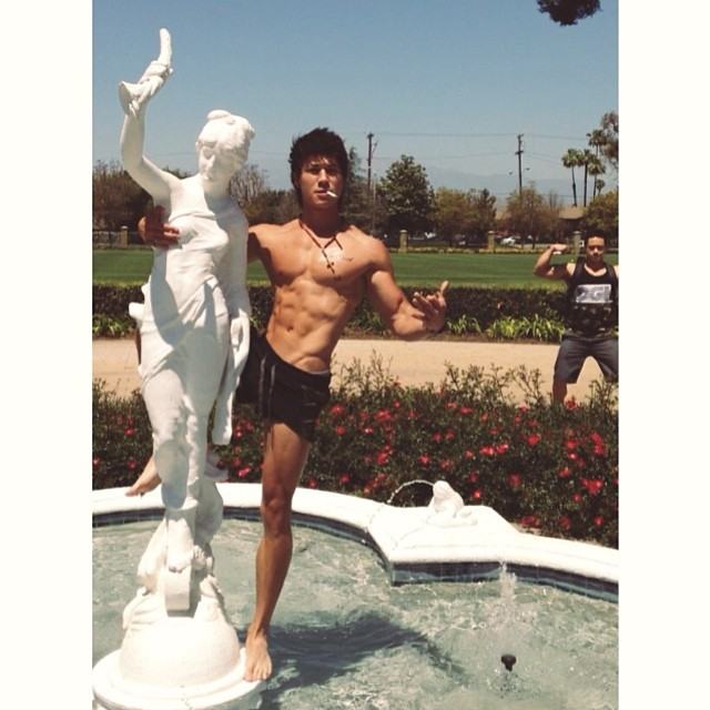 Muscle men From IG 83