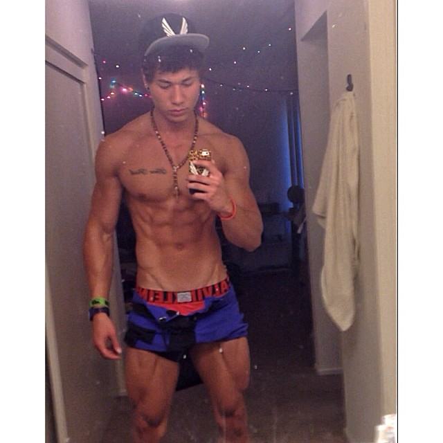 Muscle men From IG 83
