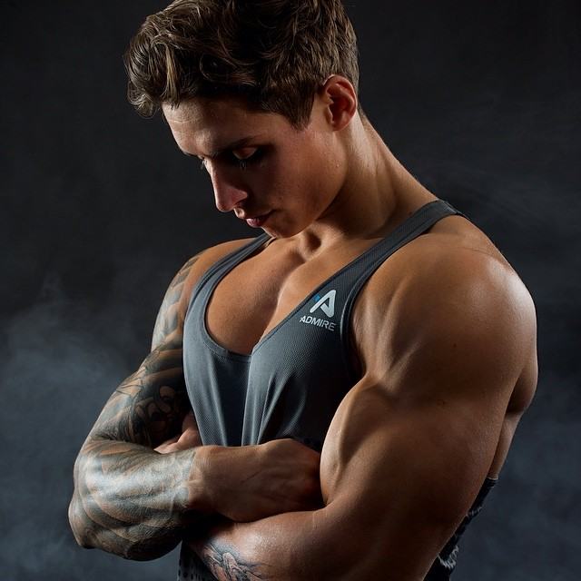 Muscle men From IG 85