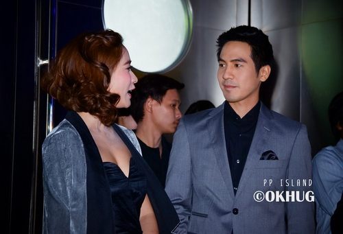 โป๊ป - พลอย คู่จิ้นวิกสามพระรามสี่