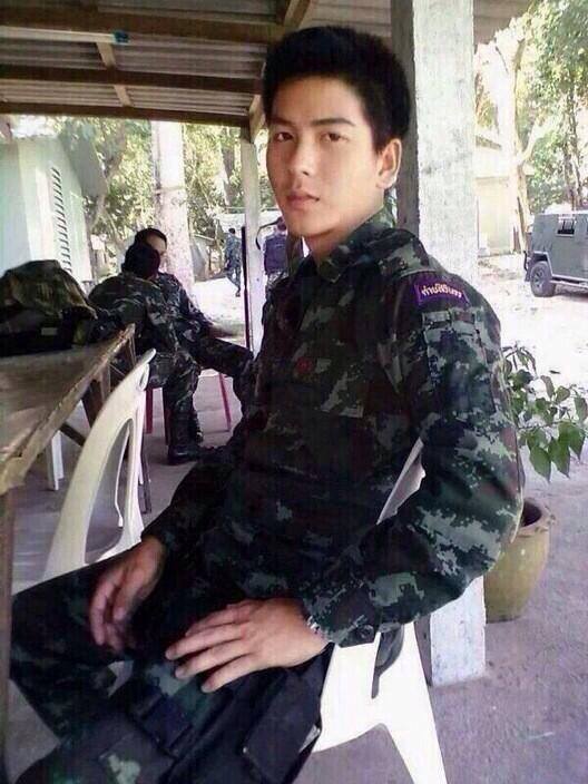 ทหาร หล่อมากกกก กริ๊ดดด ฟูเลย