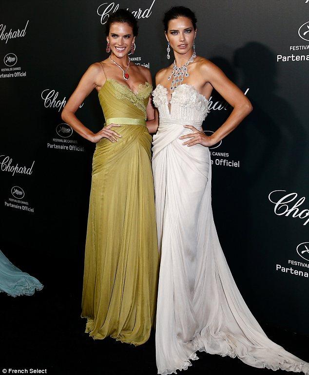นางฟ้าตัวแม่แห่ง VS Adriana-Alessandra พรมแดง Cannes2014.