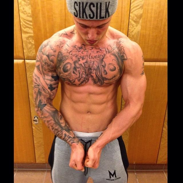 Muscle men From IG 98