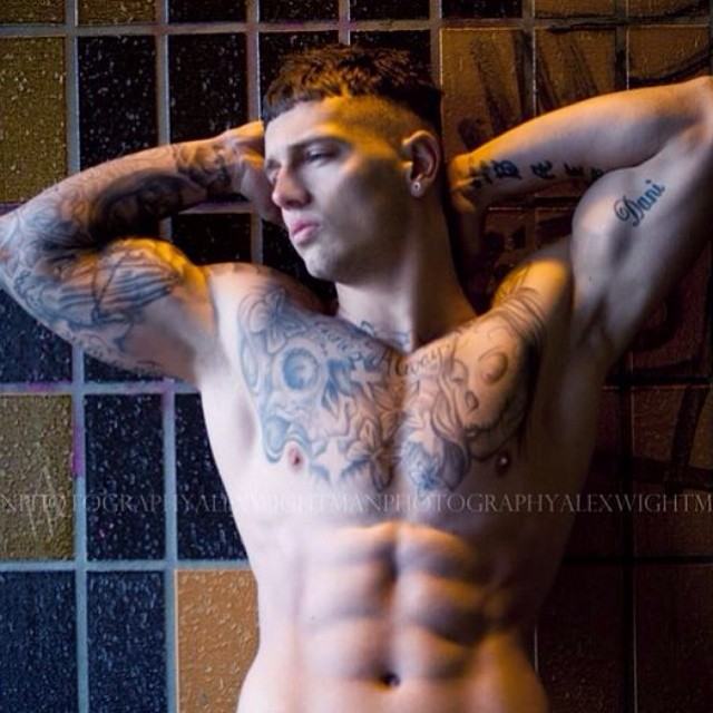 Muscle men From IG 98