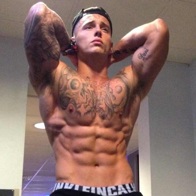 Muscle men From IG 98