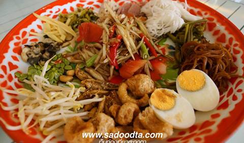 ส้มตำถาด