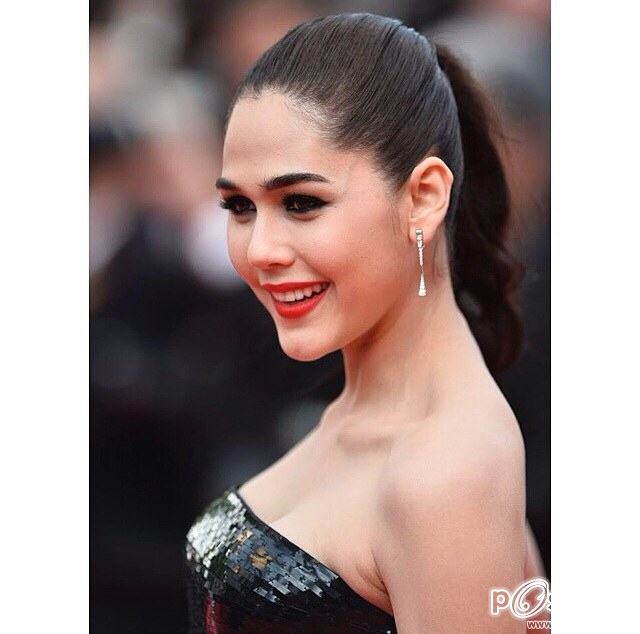 ชมพู่ อารยา เดินพรหมแดง Cannes2014
