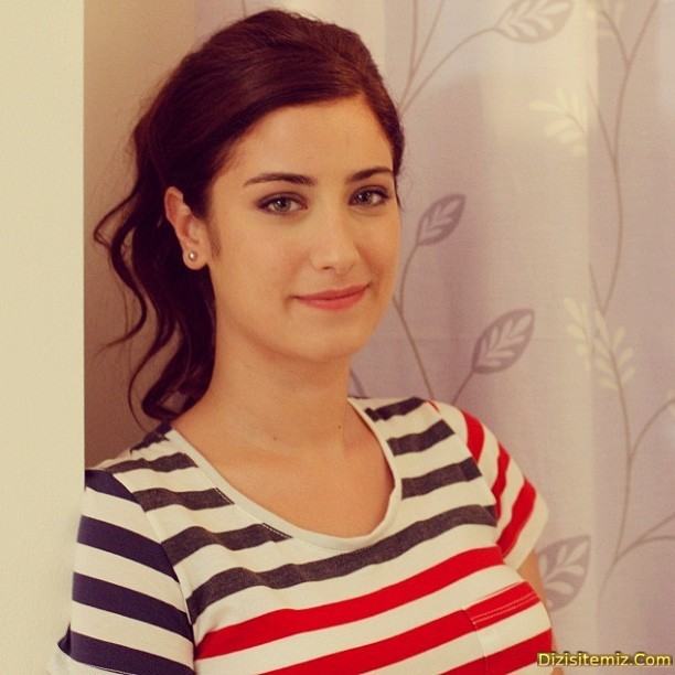 Hazal Kaya นักแสดงหญิงชาวตุรกี