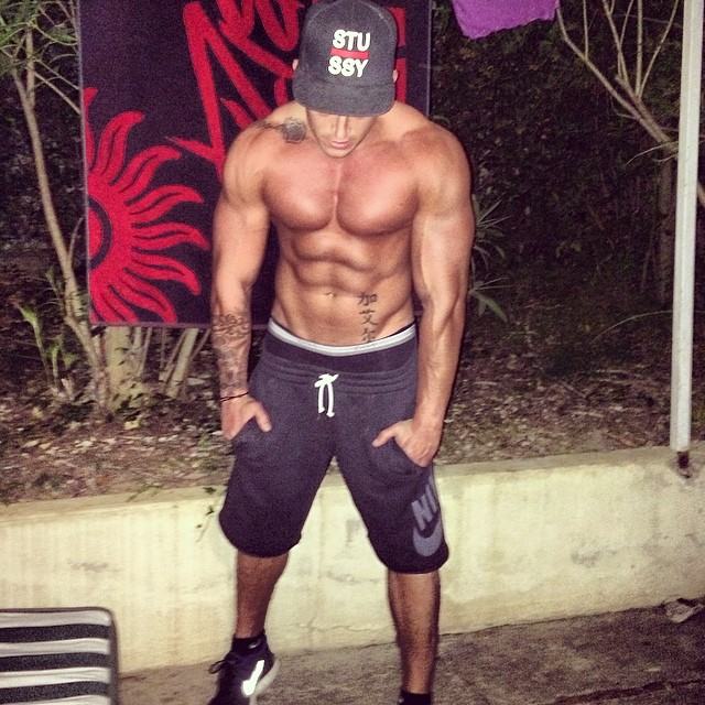 Muscle men From IG 117