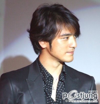 ทาเคชิ คาเนชิโร่  พระเอกหนุ่มสุดหล่อในดวงใจ