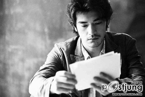 ทาเคชิ คาเนชิโร่  พระเอกหนุ่มสุดหล่อในดวงใจ