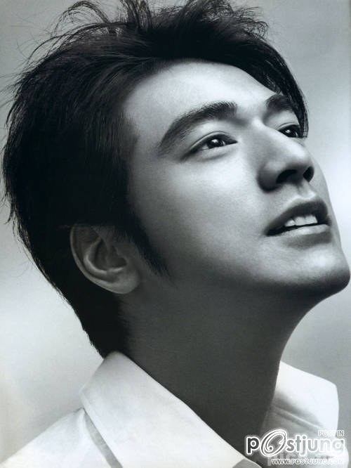 ทาเคชิ คาเนชิโร่  พระเอกหนุ่มสุดหล่อในดวงใจ