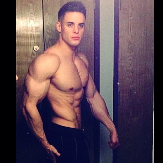 Muscle men From IG 128