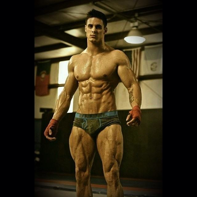 Muscle men From IG 128