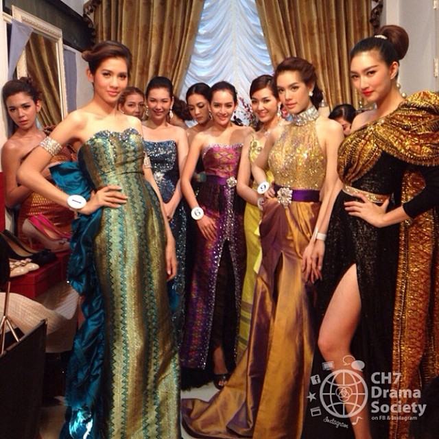 เปิดศึกแย่งชิงมงกุฏ คืนนี้ 20.20 น. ในละครสุดแซ่บ ปีกมงกุฏ ทางช่อง 7 สี