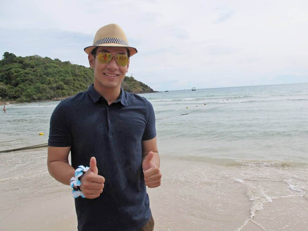 ฟิน! ติดเกาะกับอ๋อม อรรคพันธ์