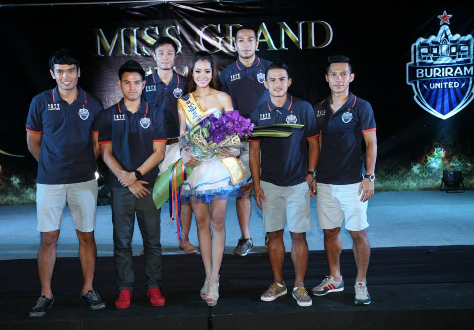 มิสแกรนด์ไทยแลนด์2014 กับรางวัลแรก