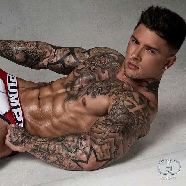 Muscle men From IG 141