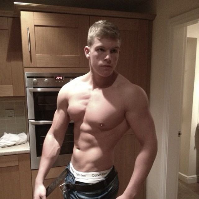 Muscle men From IG 145