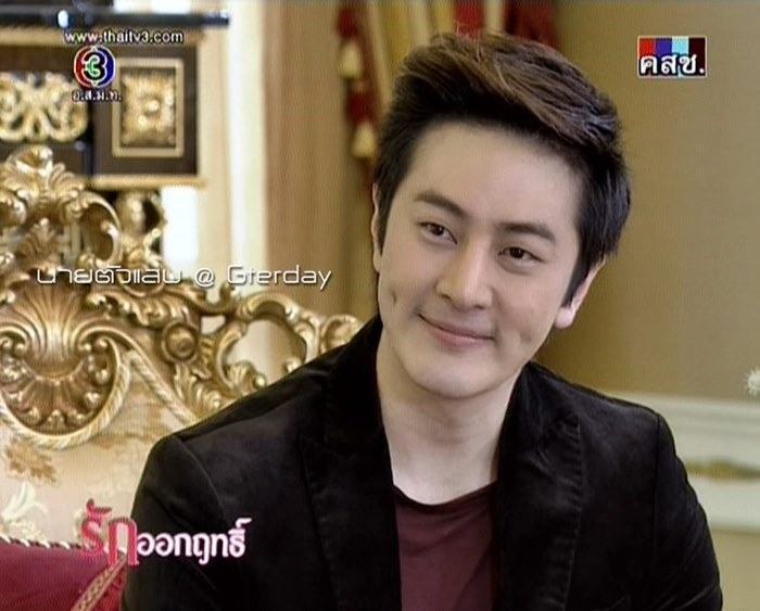 กฤตฎ์ อมรชัยฤกษ์ พระรองช่อง3 สมัยถ่ายแบบเป้าตุงใหญ่