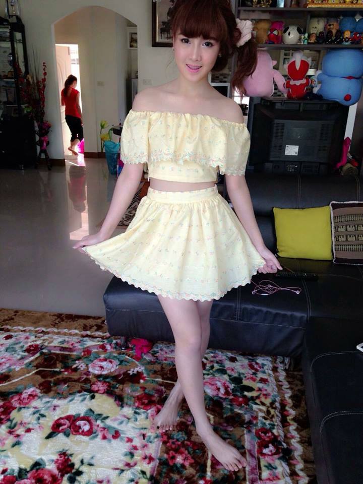 บ็อบบี้ สาวอีสาน เป็นตาฮักหล๊ายหลาย!!