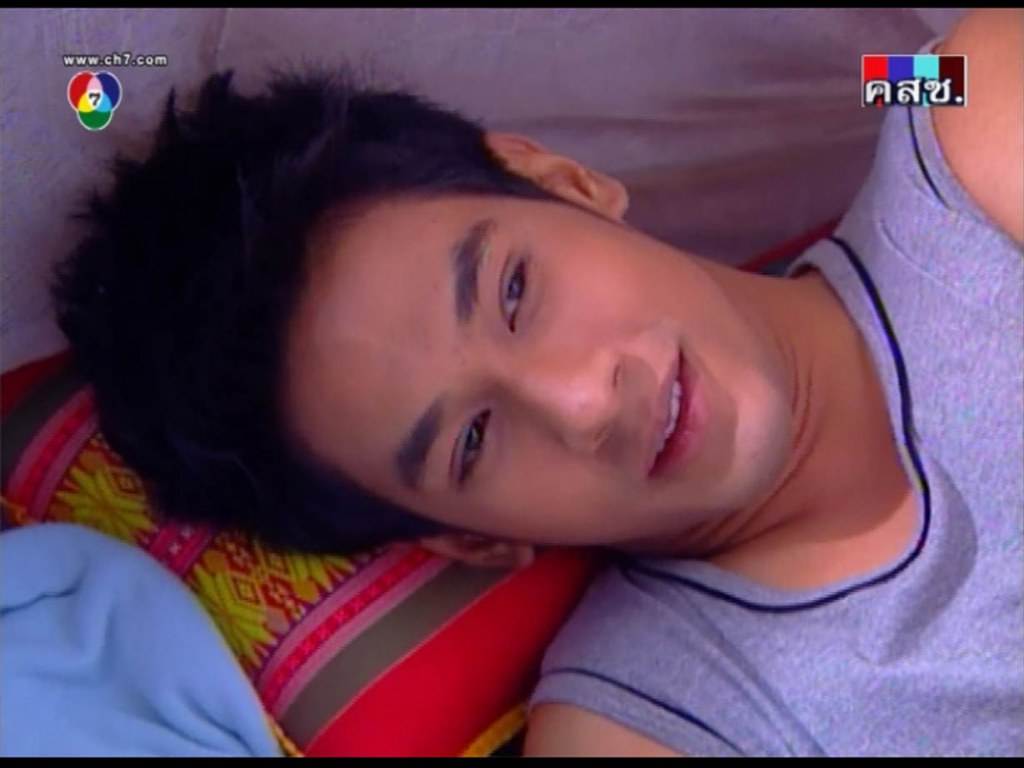 ผิวผันธ์อ่อนอมเลื้อดอ่มฝาดบาดใจ อ๋อม ย้อนเวลา