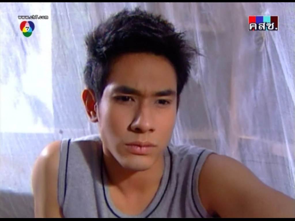 ผิวผันธ์อ่อนอมเลื้อดอ่มฝาดบาดใจ อ๋อม ย้อนเวลา