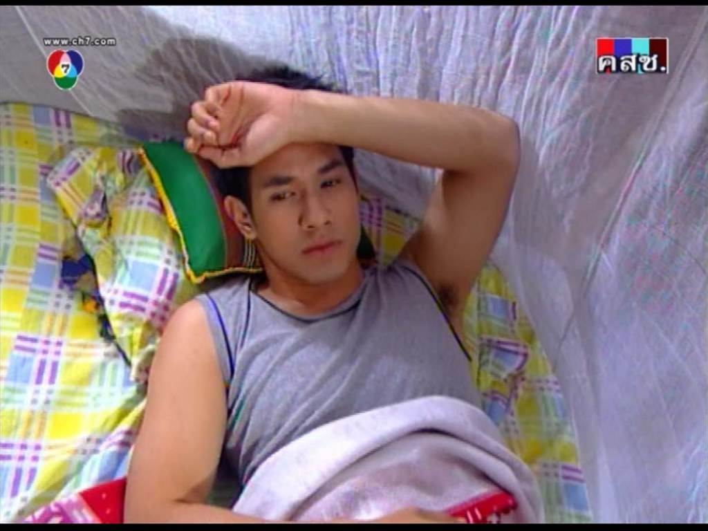 ผิวผันธ์อ่อนอมเลื้อดอ่มฝาดบาดใจ อ๋อม ย้อนเวลา