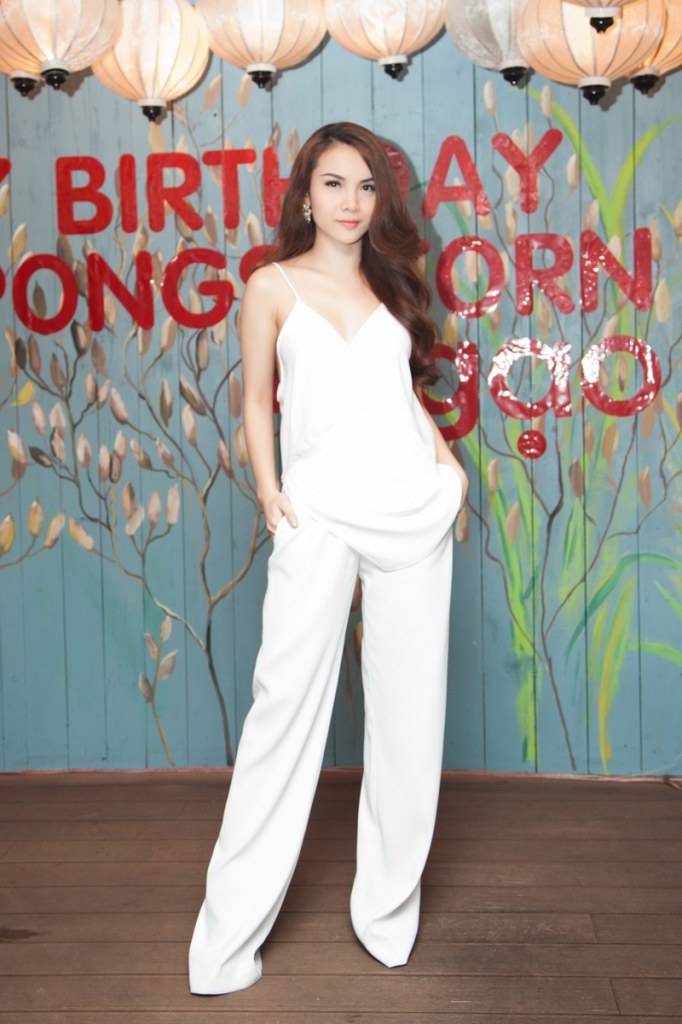 Fluke Pongsatorn Birthday Party in Vietnam with Ruby Yến Trang, Koolcheng Trịnh T&uacute; Trung