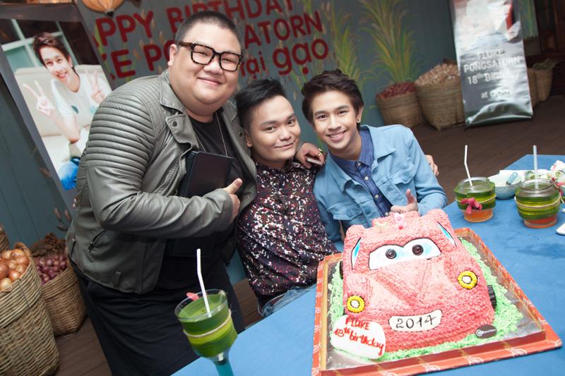 Fluke Pongsatorn Birthday Party in Vietnam with Ruby Yến Trang, Koolcheng Trịnh T&uacute; Trung
