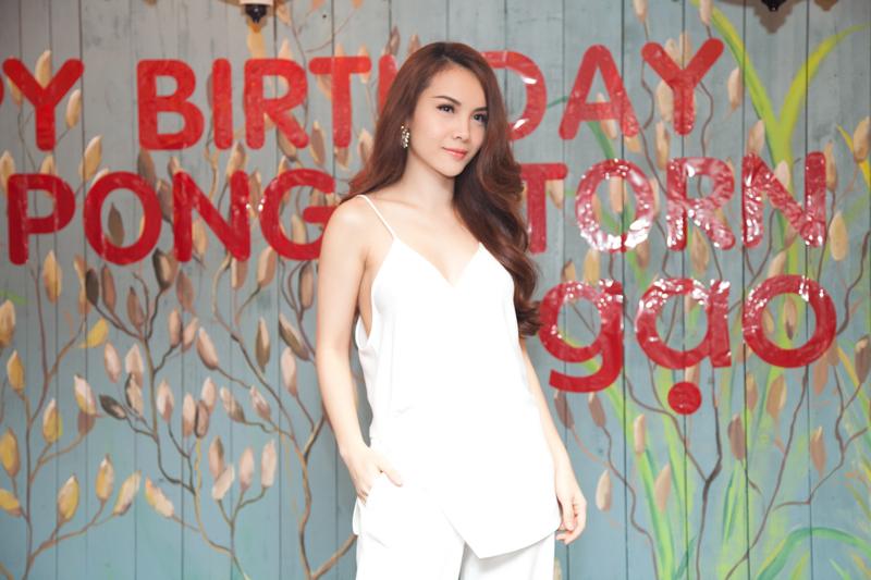 Fluke Pongsatorn Birthday Party in Vietnam with Ruby Yến Trang, Koolcheng Trịnh T&uacute; Trung
