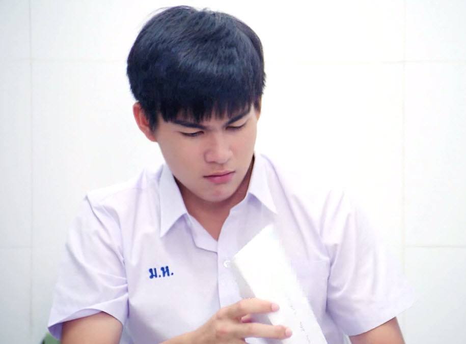 ขุ่นพระ! ป้าอยากแจกทุนเด็กคนนี้