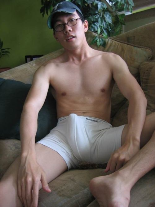 หนุ่มตี๋เบาๆ...หรือเปล่า?????