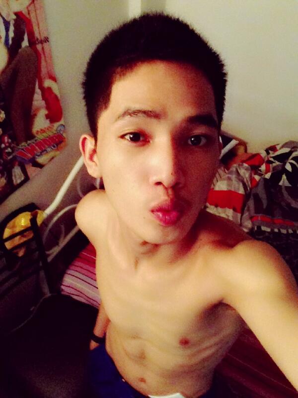 อาหารเช้า เสริฟถึงเตียงของอิป้า