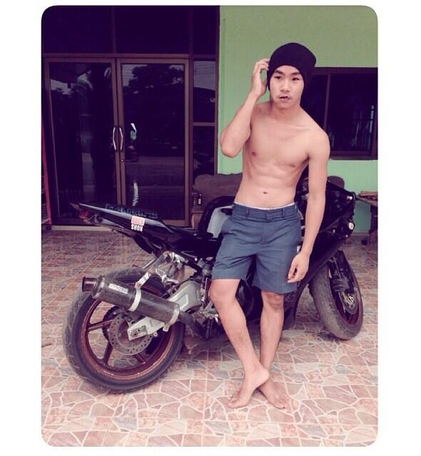 อาหารเช้า เสริฟถึงเตียงของอิป้า