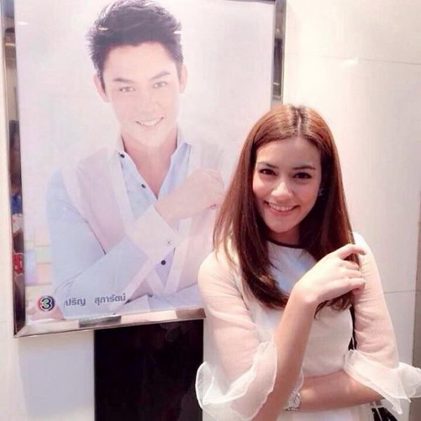 รวมภาพน่ารักๆของ หมาก ปริญ - คิม คิมเบอร์รี่ คู่จิ้นสุดฟิน