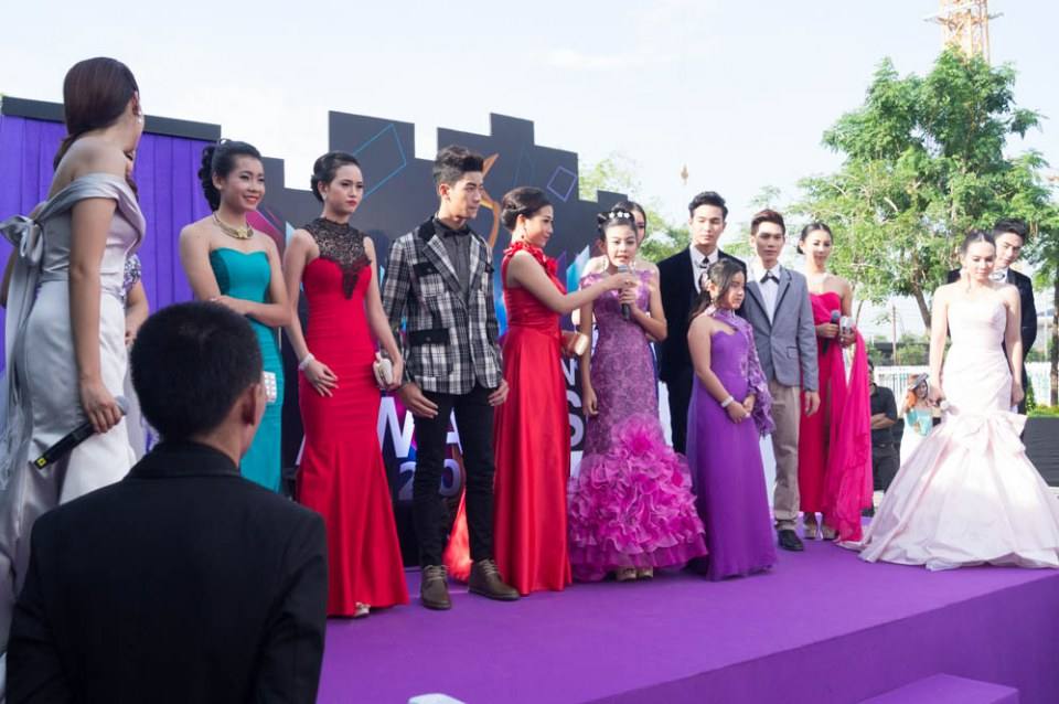 งานไนน์เอนเตอร์เทนส์ อวอร์ด 2014