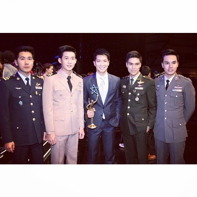 งานไนน์เอนเตอร์เทนส์ อวอร์ด 2014