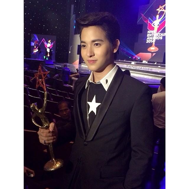 งานไนน์เอนเตอร์เทนส์ อวอร์ด 2014