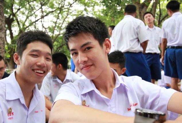เด็กๆๆ กางเกงน้ำเงินของอีป้า