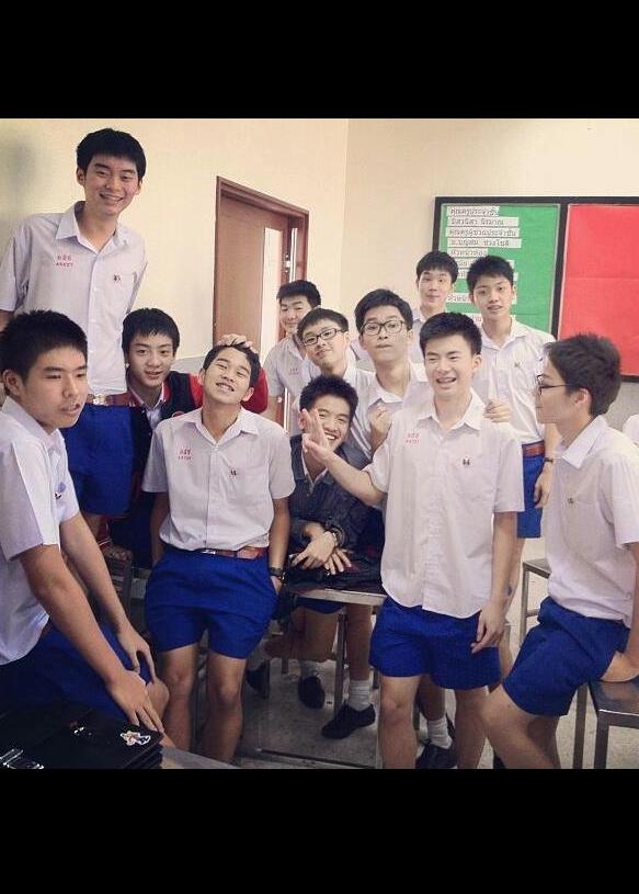 เด็กๆๆ กางเกงน้ำเงินของอีป้า